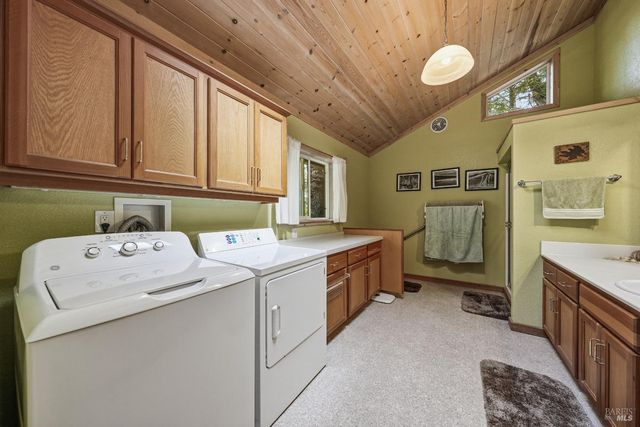 15306 Western Mine Rd, Middletown, CA 95461