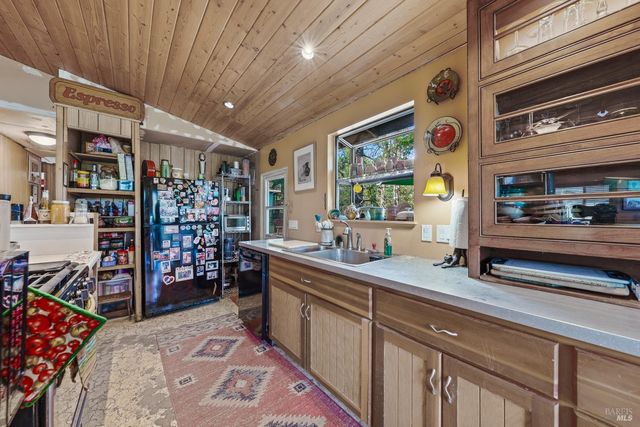 15306 Western Mine Rd, Middletown, CA 95461