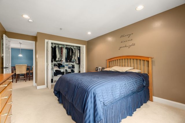 717 Washington St F, Canton, MA 02021