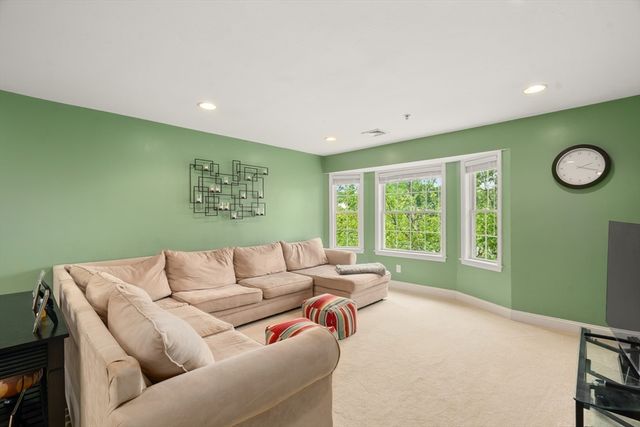 717 Washington St F, Canton, MA 02021