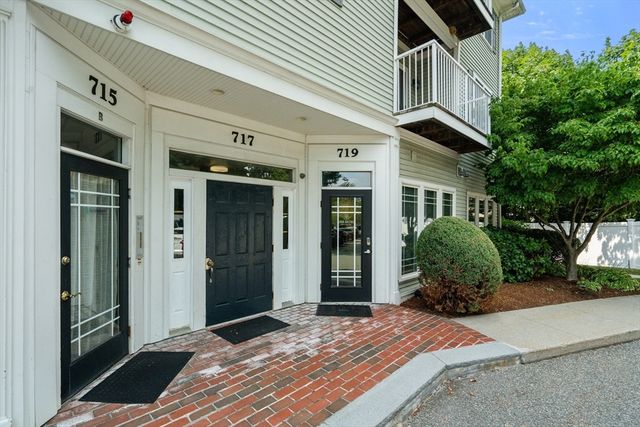 717 Washington St F, Canton, MA 02021