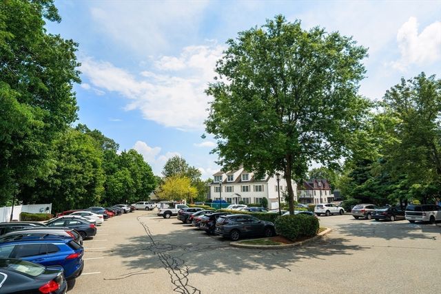 717 Washington St F, Canton, MA 02021