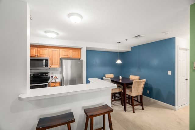 717 Washington St F, Canton, MA 02021