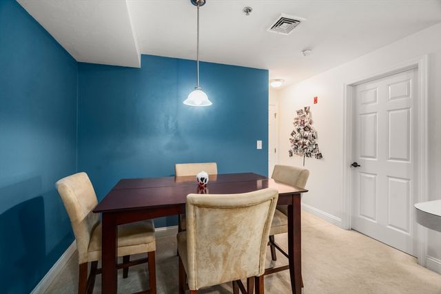 717 Washington St F, Canton, MA 02021