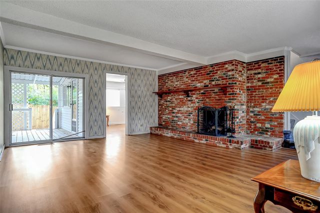 1208 W Hull Street, Denison, TX 75020