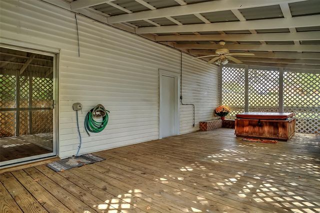 1208 W Hull Street, Denison, TX 75020