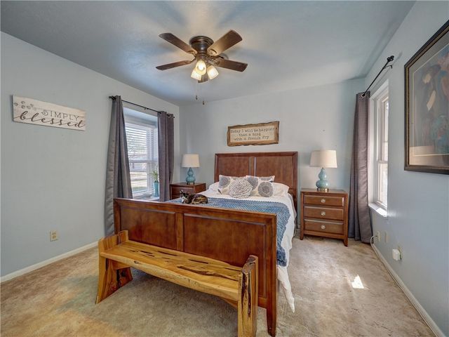106 Westover Dr, Portland, TX 78374