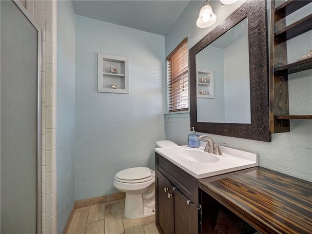 106 Westover Dr, Portland, TX 78374