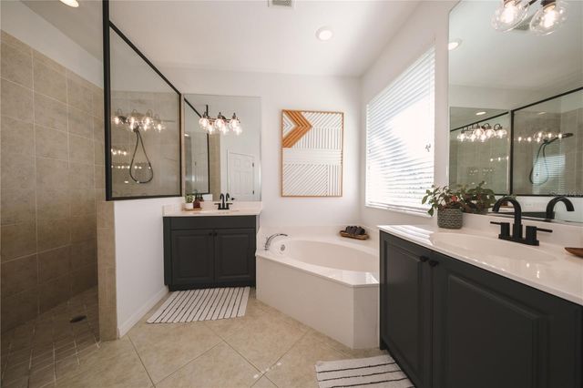 5546 WHITEHEAD STREET, Bradenton, FL 34203