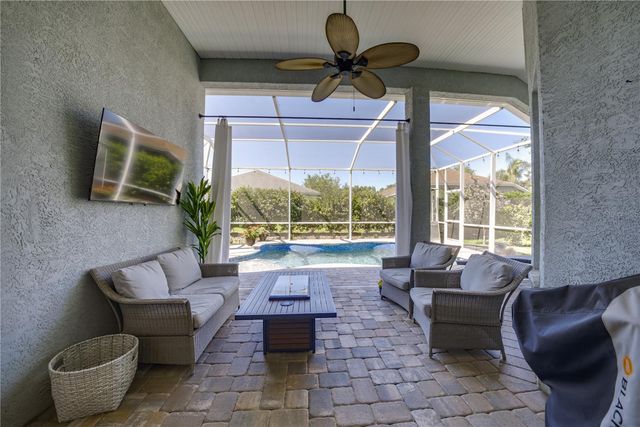 5546 WHITEHEAD STREET, Bradenton, FL 34203