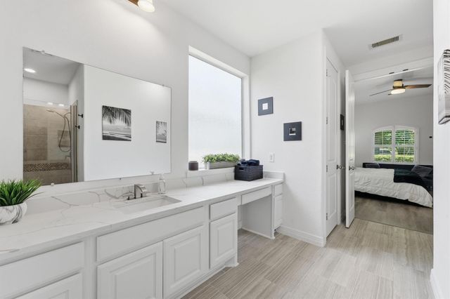 30 Spring Basket Trail, Spring, TX 77389