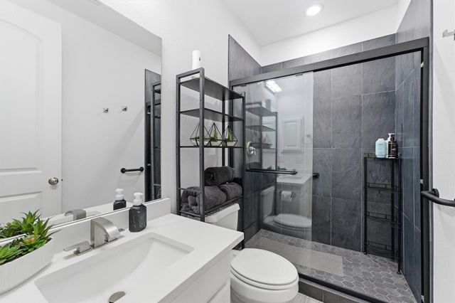 30 Spring Basket Trail, Spring, TX 77389