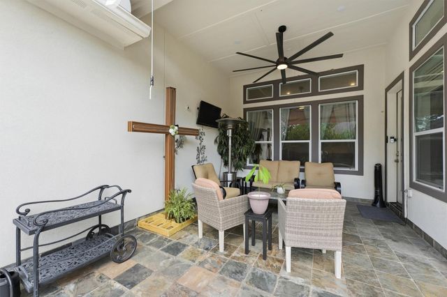 30 Spring Basket Trail, Spring, TX 77389