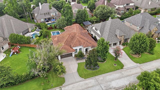 30 Spring Basket Trail, Spring, TX 77389