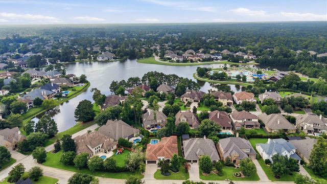 30 Spring Basket Trail, Spring, TX 77389