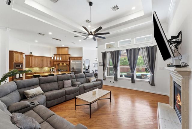 30 Spring Basket Trail, Spring, TX 77389