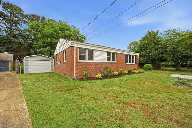 4007 Mayon DR, Chesapeake, VA 23325