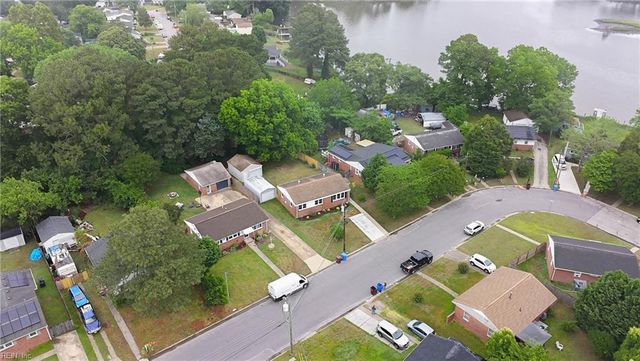 4007 Mayon DR, Chesapeake, VA 23325