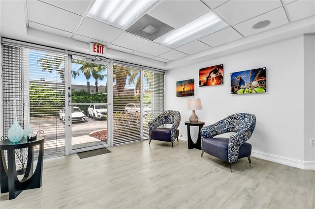 16155 SW 117th Ave B17, Miami, FL 33177
