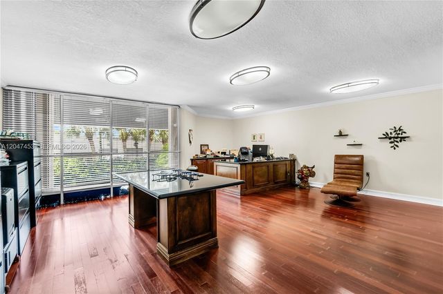 16155 SW 117th Ave B17, Miami, FL 33177