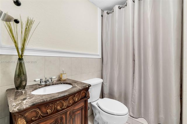 16155 SW 117th Ave B17, Miami, FL 33177