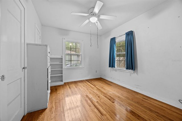 719 NW 25TH AVENUE, Gainesville, FL 32609