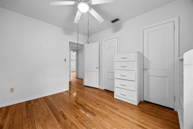 719 NW 25TH AVENUE, Gainesville, FL 32609