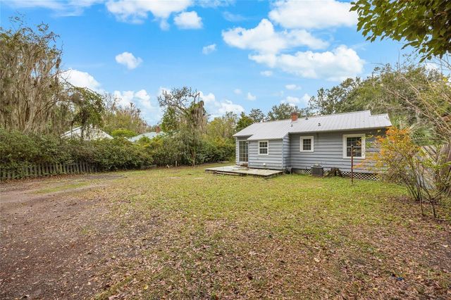 719 NW 25TH AVENUE, Gainesville, FL 32609
