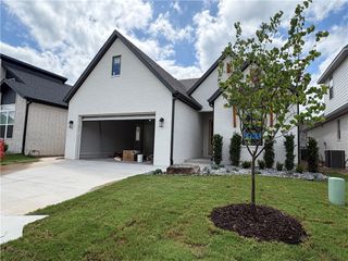 4702 S Fieldcrest Terrace, Rogers, AR 72758