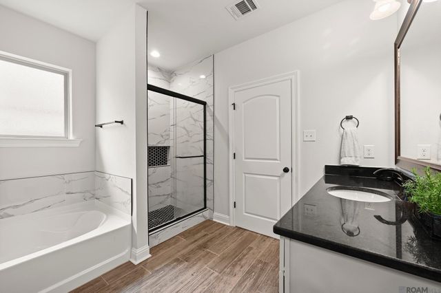 41241 Coastline Ave, Gonzales, LA 70737