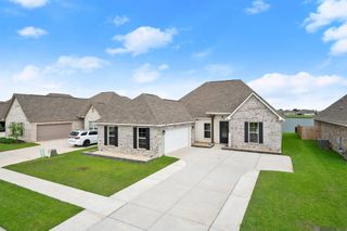 41241 Coastline Ave, Gonzales, LA 70737