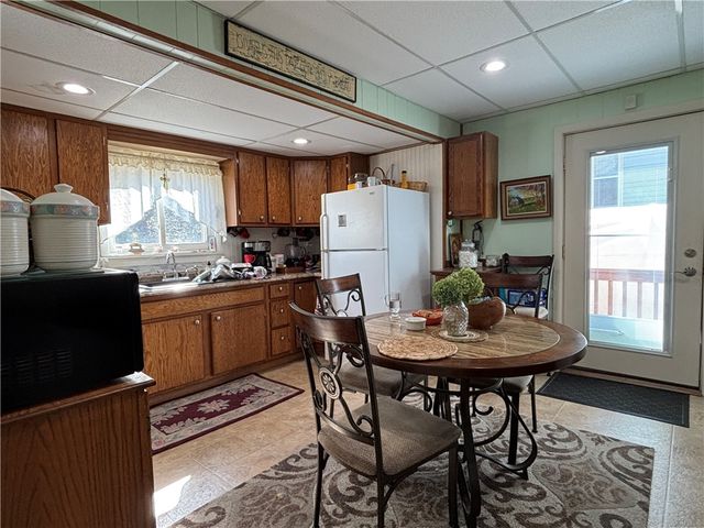 22 Hemlock Avenue, Kane Boro, PA 16735