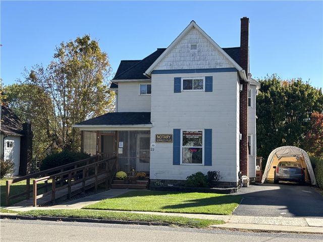 22 Hemlock Avenue, Kane Boro, PA 16735