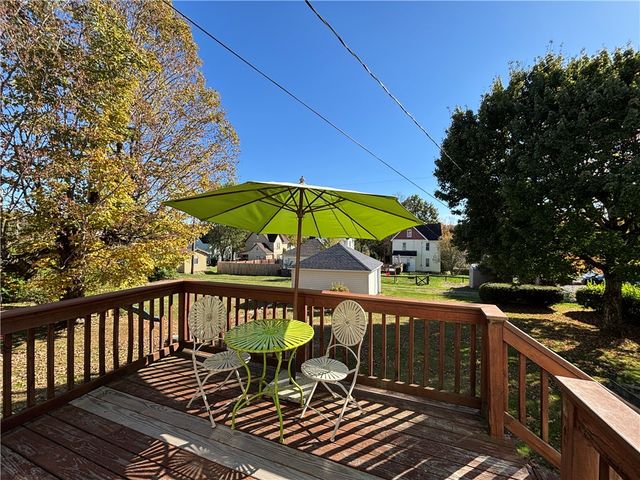 22 Hemlock Avenue, Kane Boro, PA 16735