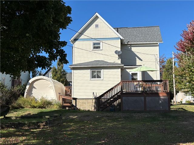 22 Hemlock Avenue, Kane Boro, PA 16735