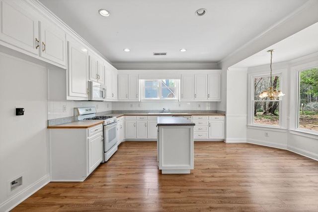 7512 Fieldstone Way, Monroe, GA 30656