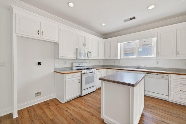 7512 Fieldstone Way, Monroe, GA 30656