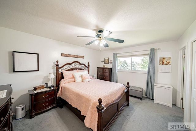 1239 N 1100 E, Shelley, ID 83274