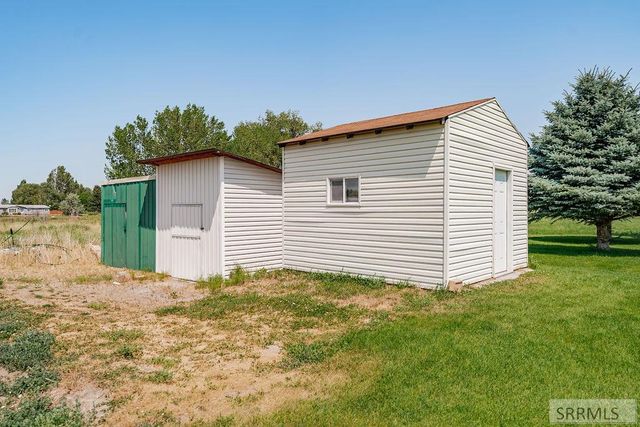 1239 N 1100 E, Shelley, ID 83274
