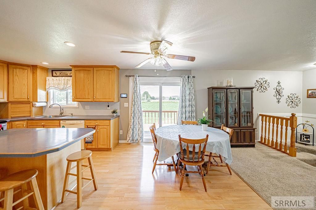 Image 14 of property listing at 1239 N 1100 E, Shelley, ID 83274