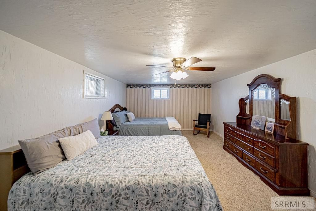 Image 36 of property listing at 1239 N 1100 E, Shelley, ID 83274