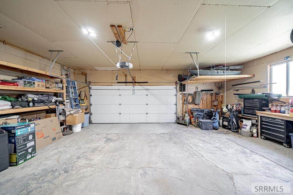 Image 42 of property listing at 1239 N 1100 E, Shelley, ID 83274