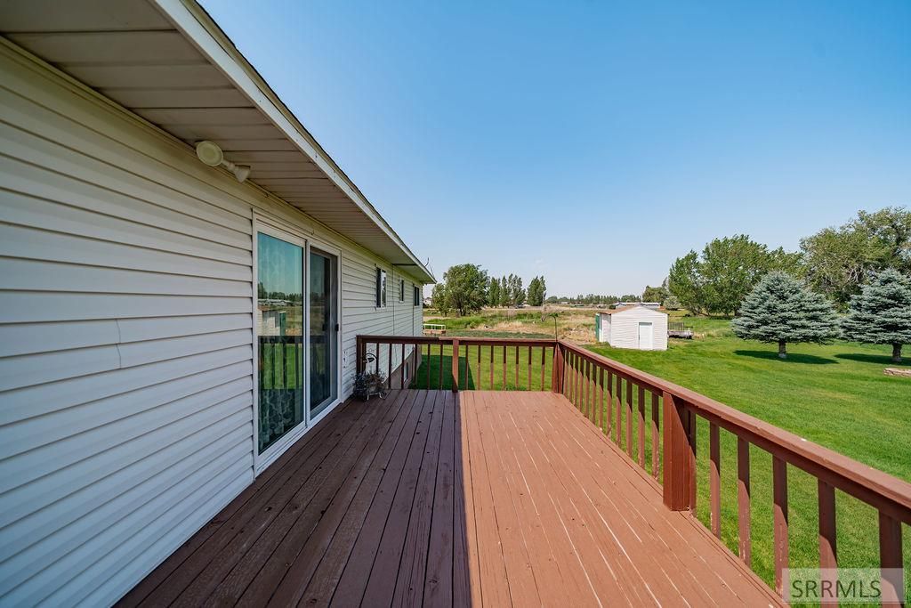 Image 52 of property listing at 1239 N 1100 E, Shelley, ID 83274