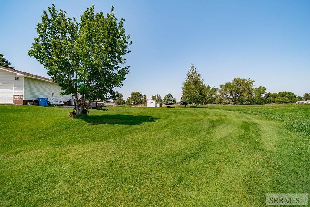 Image 56 of property listing at 1239 N 1100 E, Shelley, ID 83274
