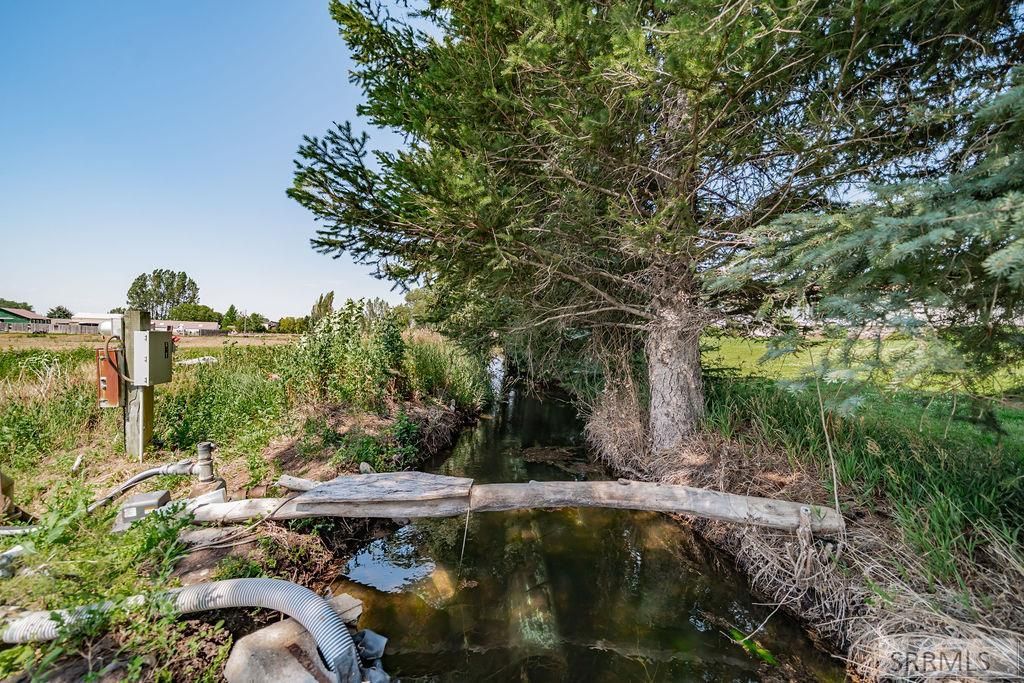 Image 58 of property listing at 1239 N 1100 E, Shelley, ID 83274