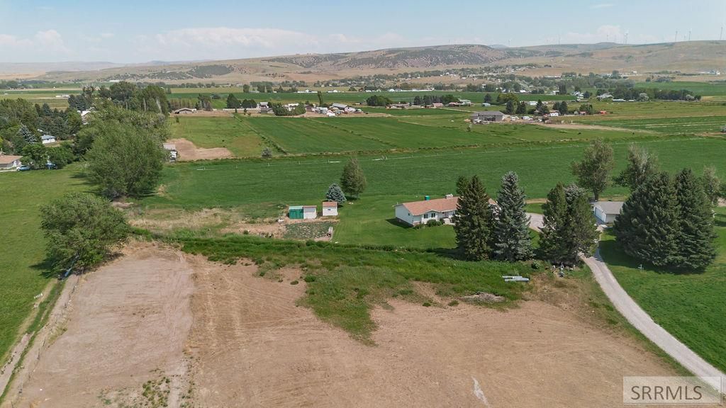 Image 59 of property listing at 1239 N 1100 E, Shelley, ID 83274