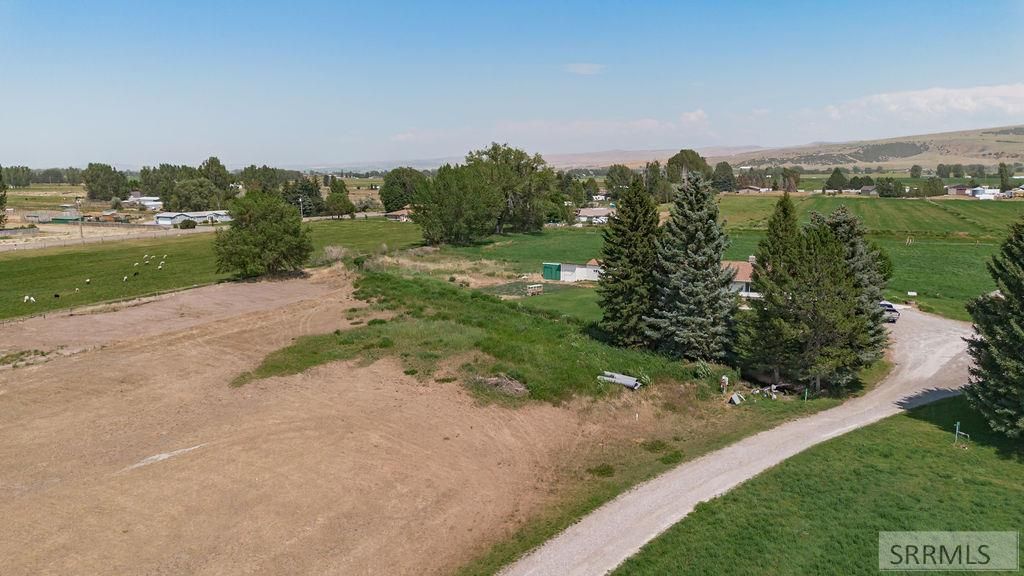 Image 60 of property listing at 1239 N 1100 E, Shelley, ID 83274