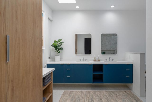 483 Desert Lakes Drive, Palm Springs, CA 92264