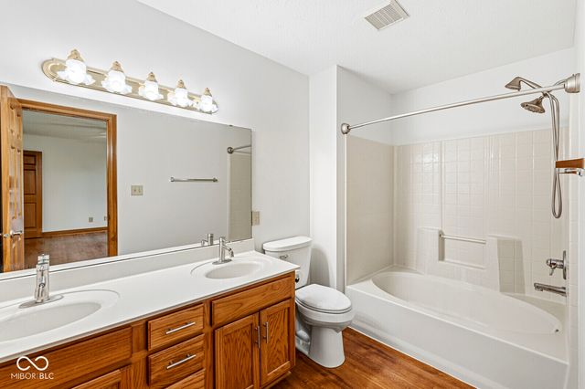 397 Schoolhouse Lane, Bargersville, IN 46106