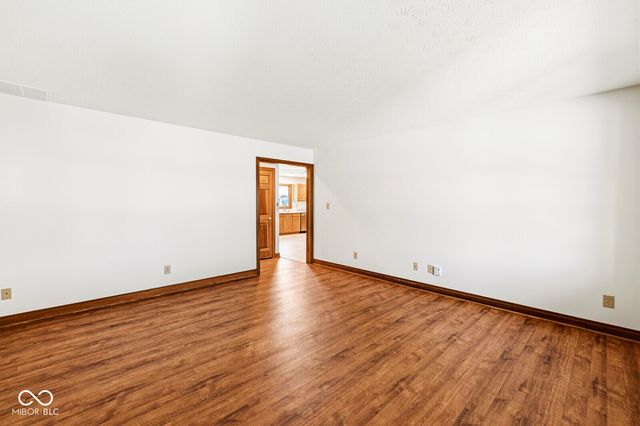 397 Schoolhouse Lane, Bargersville, IN 46106